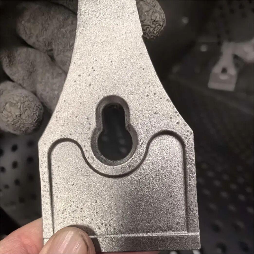 Producerer 410 rustfrit ståldele med silicasol, der vejer 205 gram, med overfladeoxidationsdefekter: årsager og løsninger